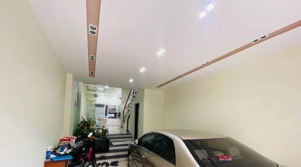 Nhà 5 tầng Đỗ Chính, Đông Khê, Ngô Quyền 60m² giá 12 tỷ - Thiết kế hiện đại, sẵn sàng ở ngay!