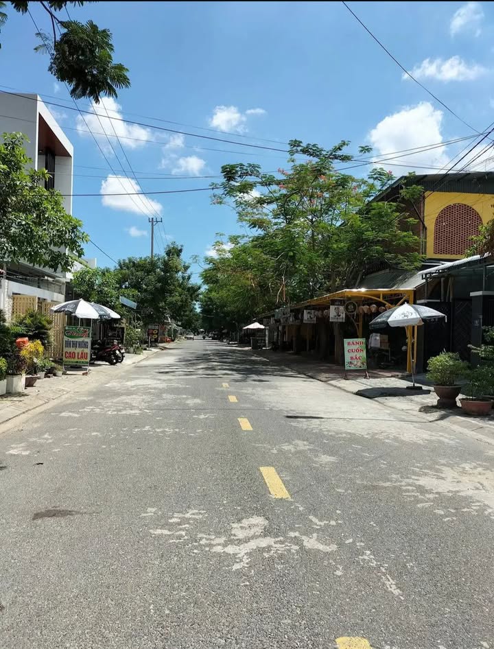 Bán gấp FrontHouse mặt tiền đường Phạm Khôi 125m² giá chỉ 2.1 tỷ - Kinh doanh thuận lợi!