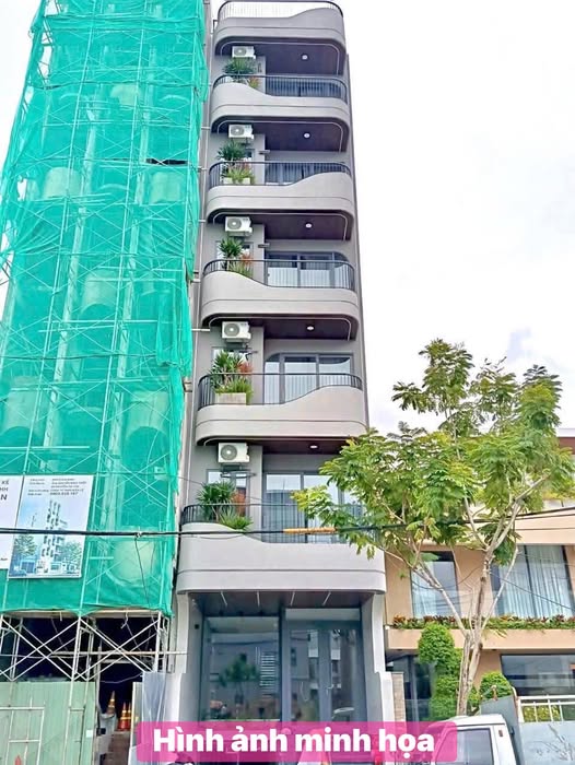 Cho thuê tòa căn hộ 6 tầng mặt tiền biển Mỹ Khê Đà Nẵng - Đầu tư sinh lời cao!