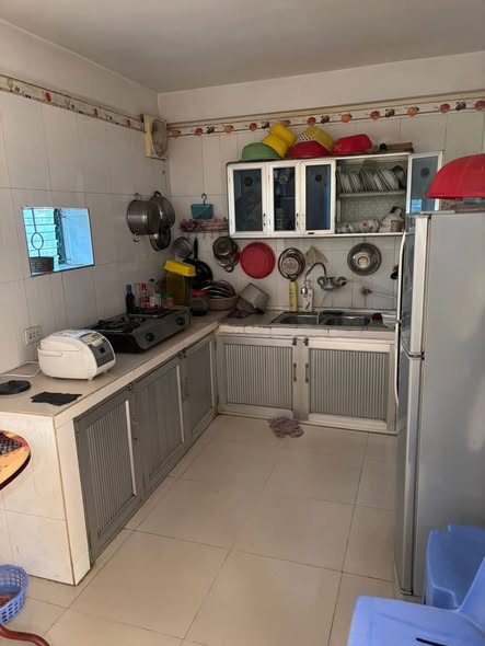 Nhà 3 tầng tại ngã 3 Quyết Thắng, TP Sơn La - Diện tích 80m², giá chỉ 3 tỷ!