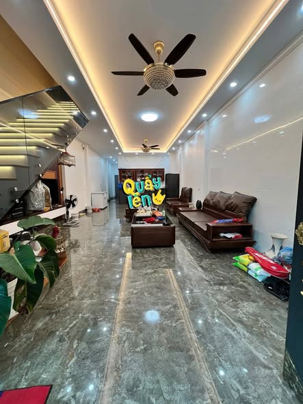 Nhà 3 tầng mới xây tại dự án Bình Minh, Cốc Lếu, Lào Cai - Giá 2.88 tỷ