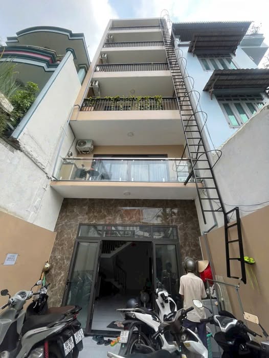 Căn hộ dịch vụ mặt tiền Nguyễn Oanh 95m² giá 12.6 tỷ - Thu nhập ổn định 30 triệu/tháng!