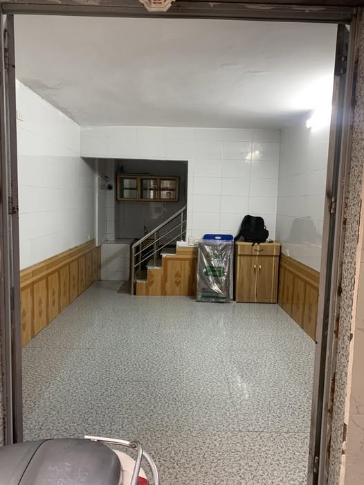 Nhà nguyên căn cho thuê tại ngõ 26 Tân Xuân 25m² - Nội thất đầy đủ, giá tốt!