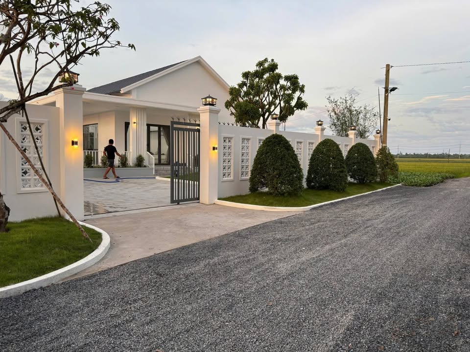 Bán nhà vườn nghỉ dưỡng 1400m² tại ấp Phú Trung - Giá chỉ 4.5 tỷ