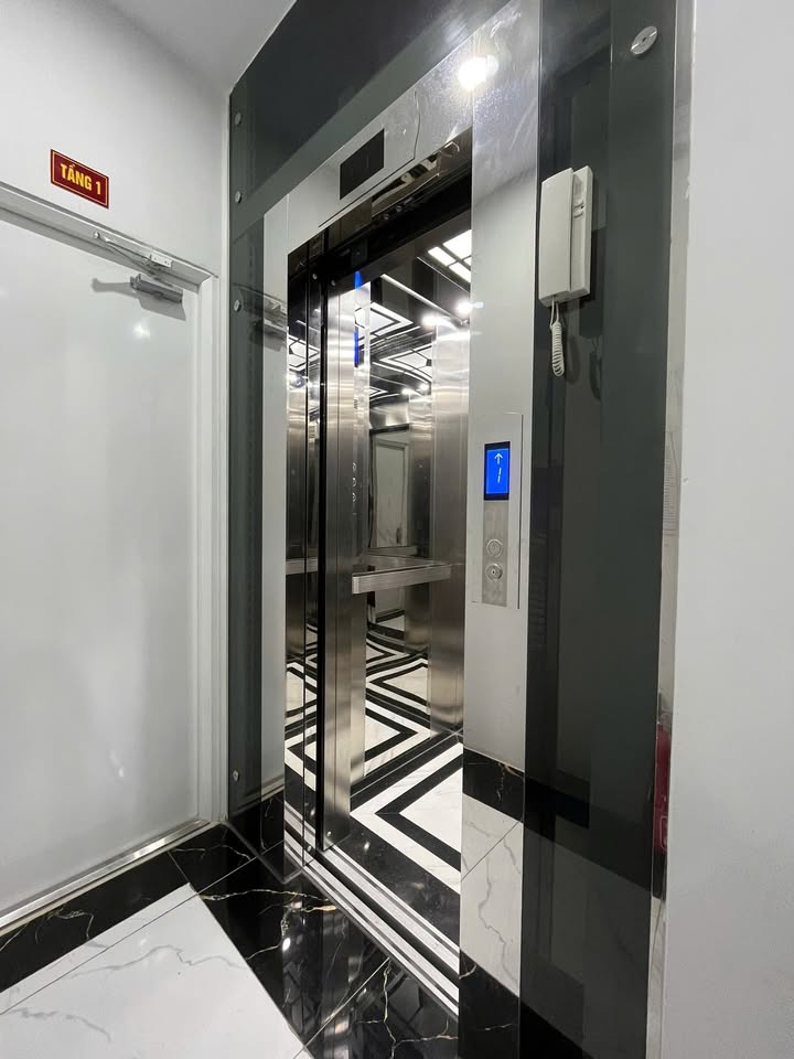 Cho thuê văn phòng tại Mỹ Đình 100m² giá 19 triệu - Phù hợp cho doanh nghiệp phát triển!