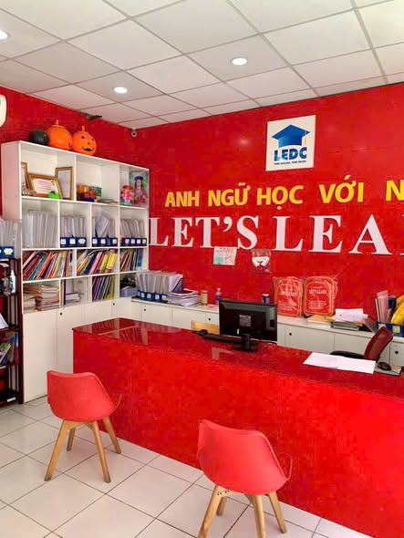 FrontHouse mặt tiền Lạc Long Quân, Q11, 162m² giá 23.5 tỷ - Đầu tư sinh lời ngay!