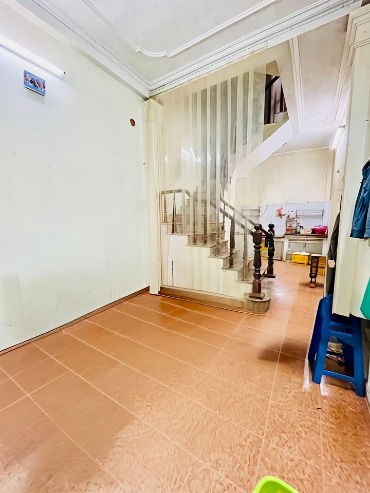 Nhà 5 tầng Xuân Đỉnh 26m² giá 5.3 tỷ - Sổ đỏ chính chủ, thương lượng nhẹ!