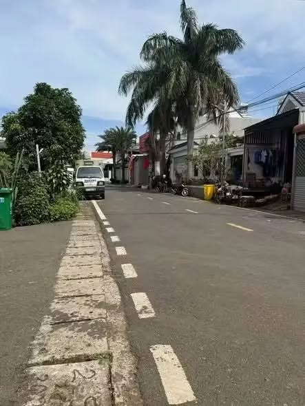 Đất nền Liên Nghĩa 208m² giá 6.7 tỷ - Mặt tiền nhựa thông thoáng, vị trí đắc địa!