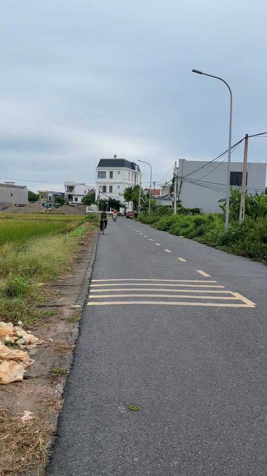 Đất nền TDP 2, Phường Lưu Kiếm, Hải Phòng 120m² giá 2.9 tỷ - Vị trí đắc địa, sẵn sàng đầu tư!