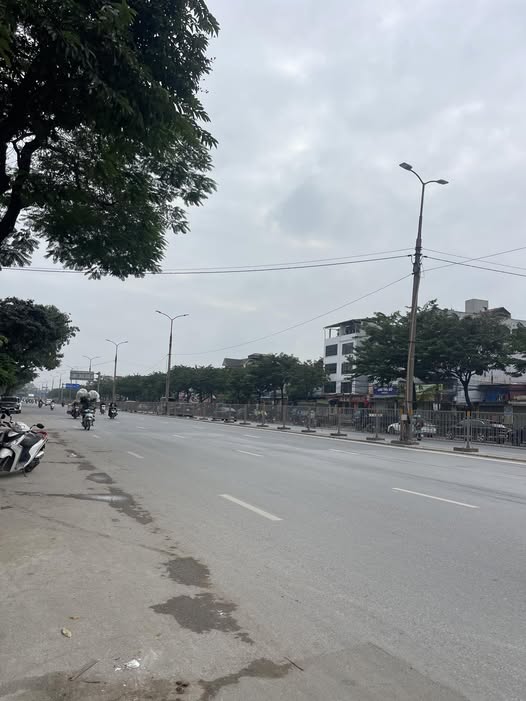 Mặt phố Ngọc Hồi 81m² giá 8 tỷ - Cơ hội kinh doanh đỉnh cao!