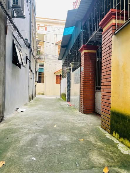 Nhà dân tổ 18 Tiền Phong 66m² giá chỉ 1 tỷ - Hướng Đông Nam thoáng mát!