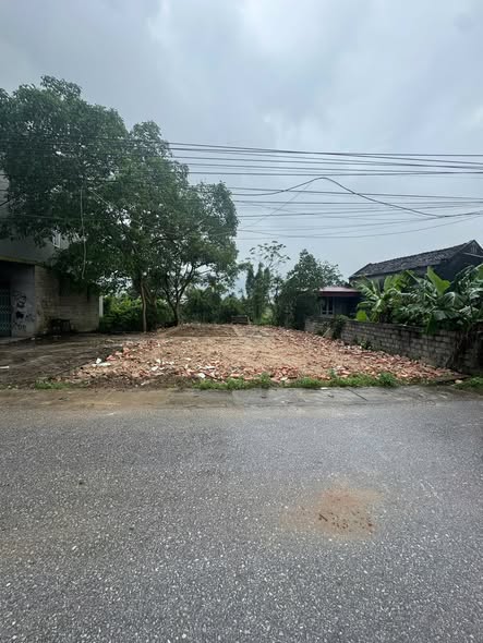 Đất nền Quảng Phú 260m² giá thỏa thuận - Vị trí đẹp, sổ đỏ chính chủ!