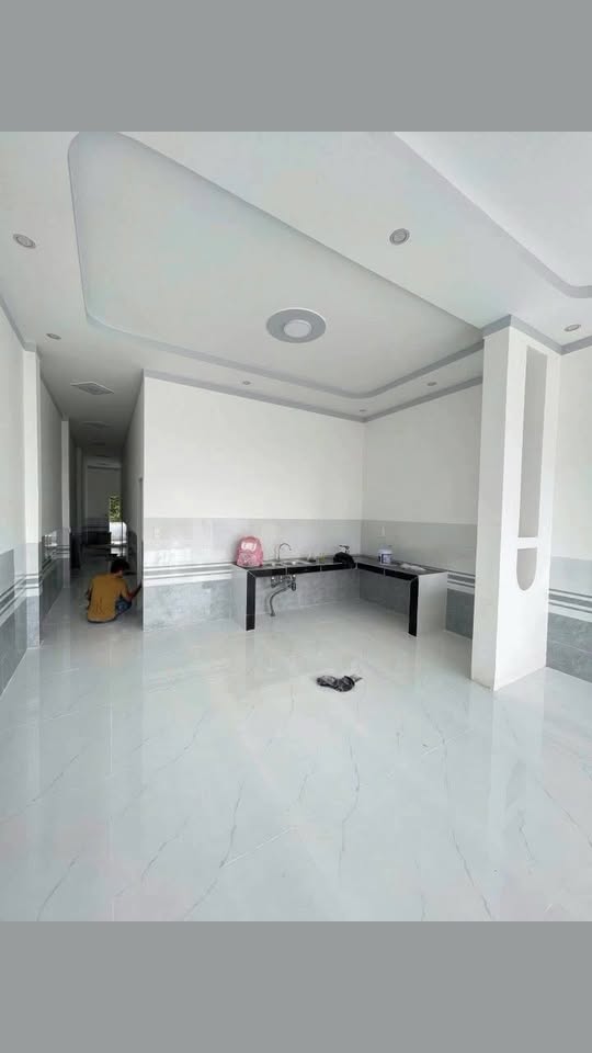 Nhà mới Hưng Thịnh Trảng Bom 135m² giá 1.55 tỷ - Sổ hồng chính chủ, 2 mặt tiền!