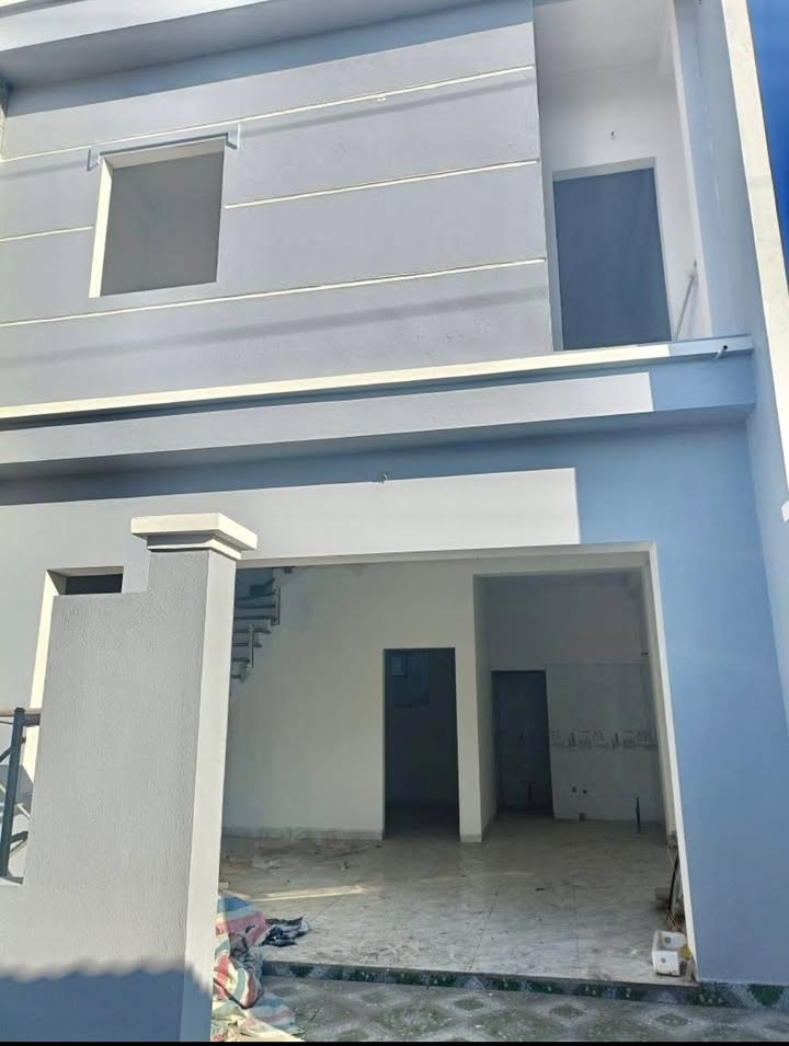 Nhà 2 tầng Cẩm Sơn 50m² giá 1.3 tỷ - Không thể bỏ lỡ!