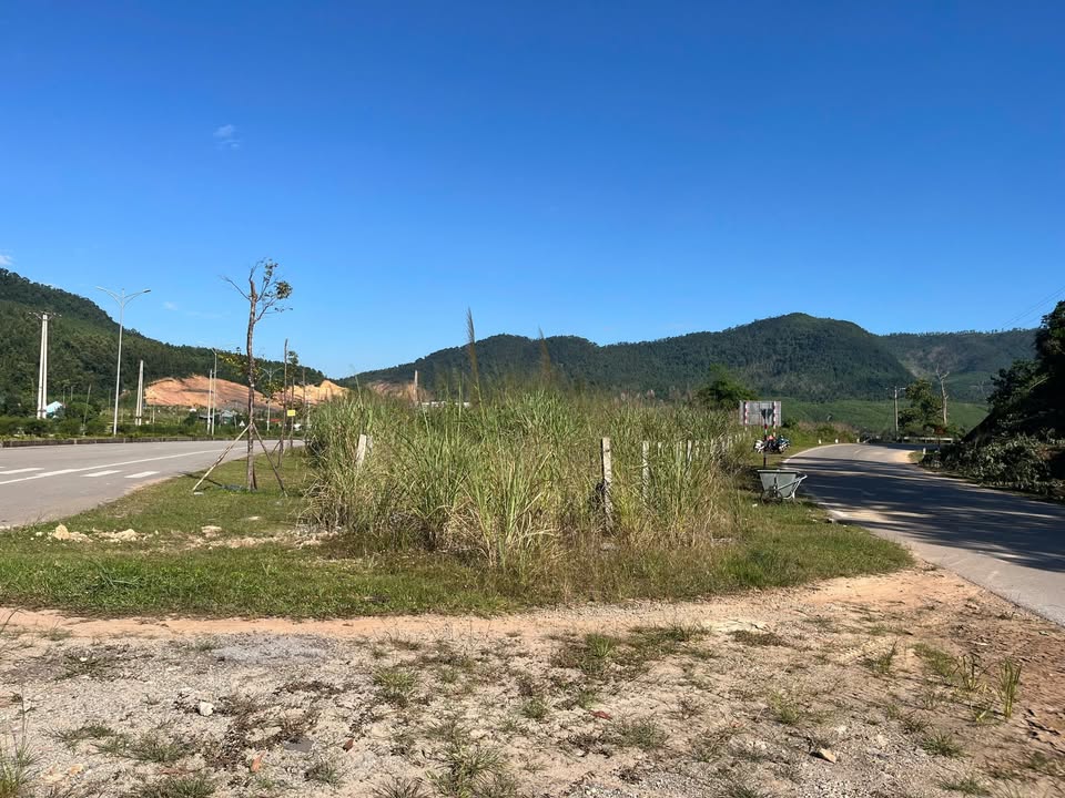 Đất nền lô góc 200m² tại Vân Đồn – Mặt tiền 20m, đầu tư sinh lời cao!