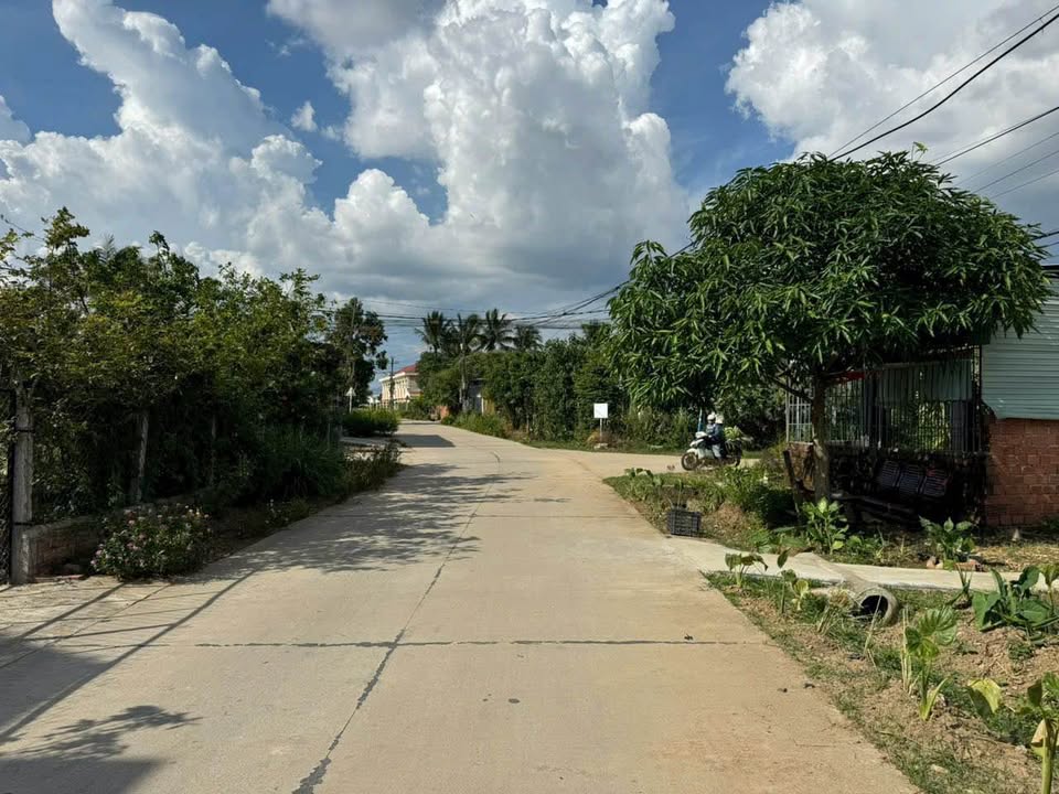 Đất thổ cư đường Đặng Tất, Kon Tum 315m² - Vị trí trung tâm, giá tốt!