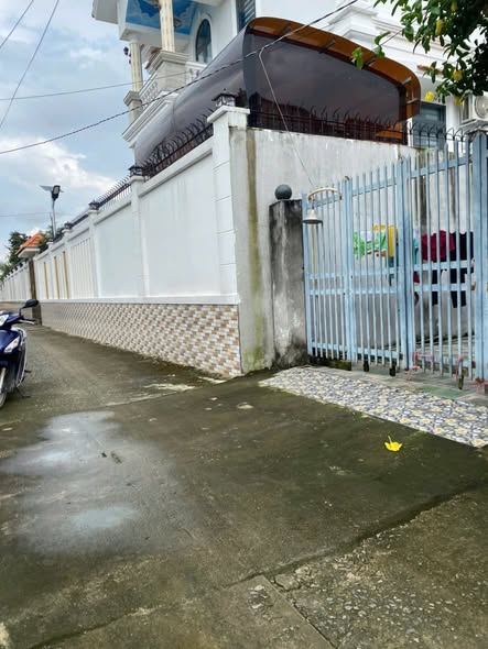 Nhà cấp 4 290m² tại phường Tân Thành, TP HCM - Sổ đỏ chính chủ, chỉ 1.39 tỷ!