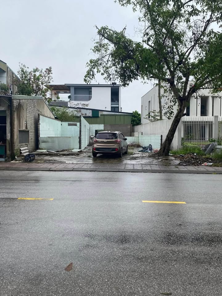 Mặt bằng kinh doanh cho thuê tại trung tâm TP Hà Tĩnh 200m² - Phù hợp mở quán, nhà hàng!