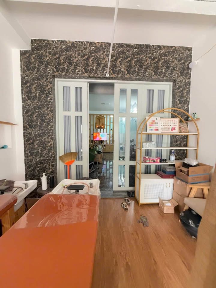 Nhà 2 mặt tiền Phường Tam Hiệp 124m² giá 5.3 tỷ - Cần bán gấp!