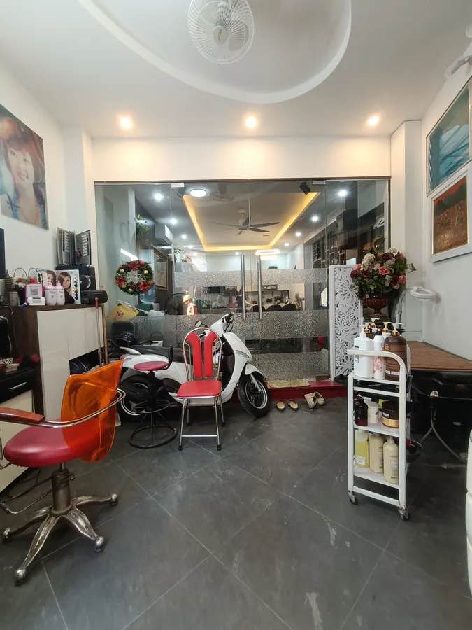 Nhà phố Thái Hà 70m² giá 19 tỷ - Đầu tư kinh doanh đỉnh cao!