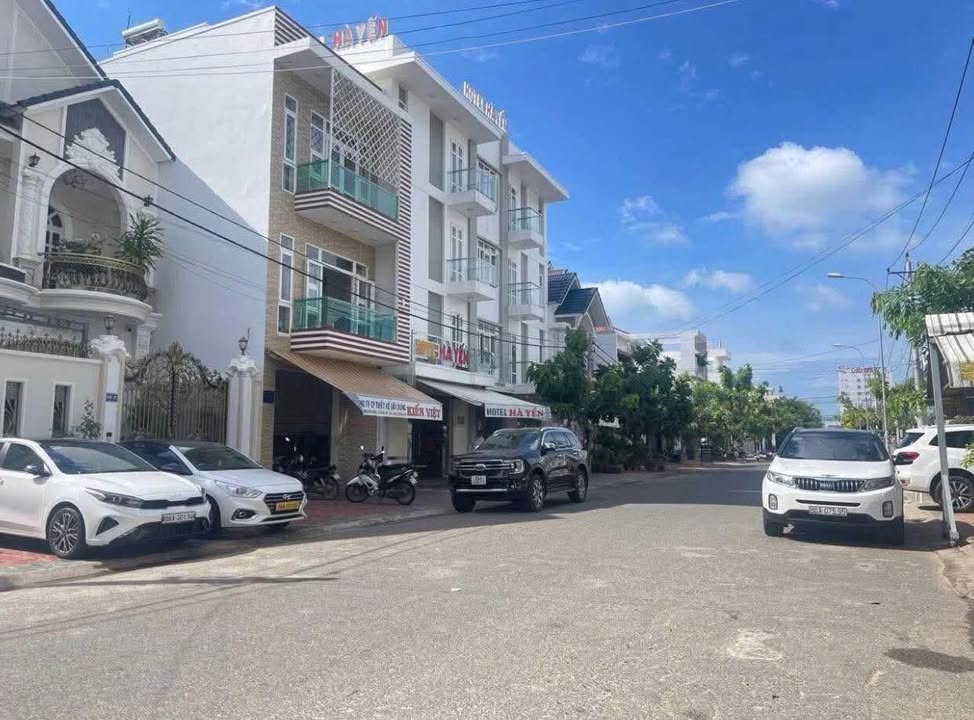 Đất mặt tiền Nguyên Hồng, Xuân An, Phan Thiết 215m² giá 9 tỷ - Cơ hội đầu tư tuyệt vời!