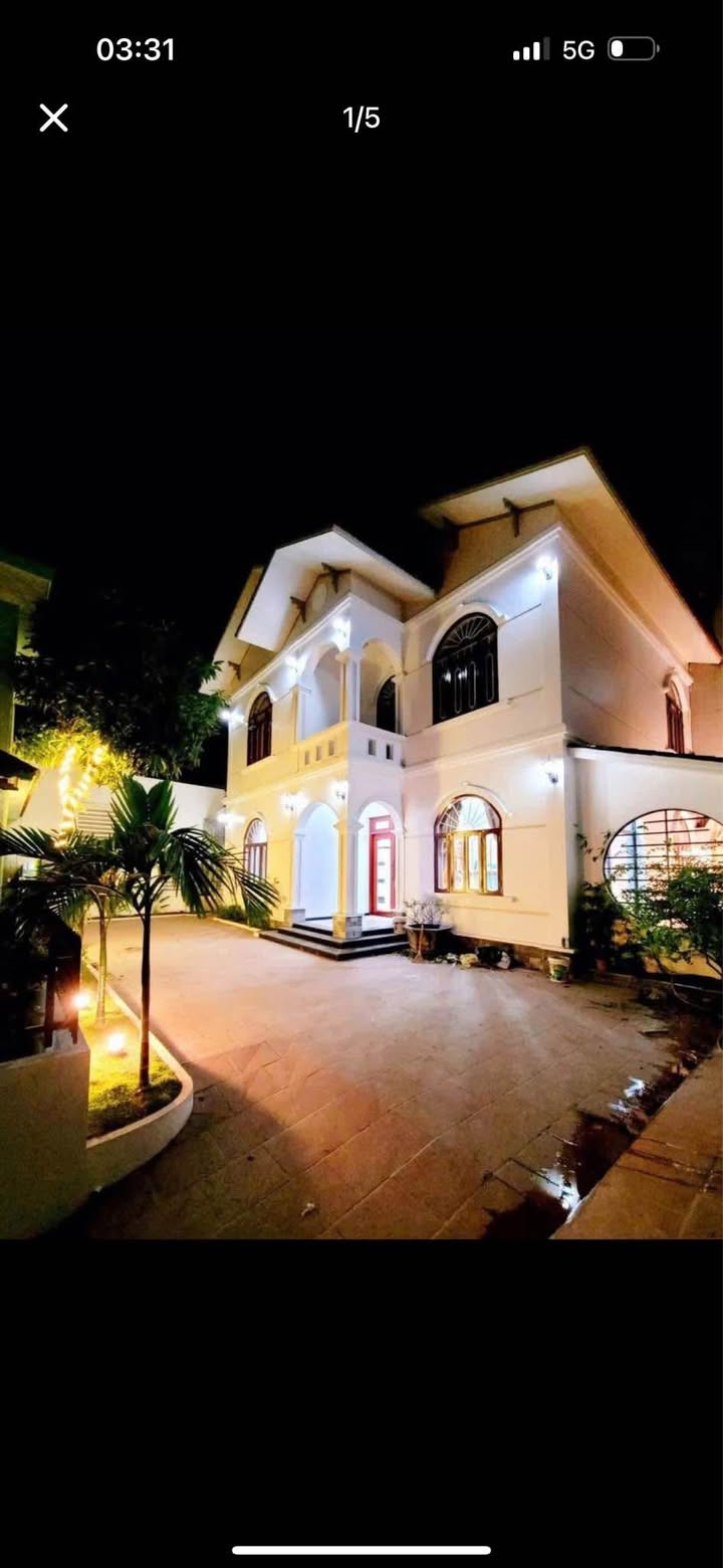 Bán nhà phố Lideco Hạ Long 266m² giá 7 tỷ - Full nội thất, sẵn sàng vào ở!