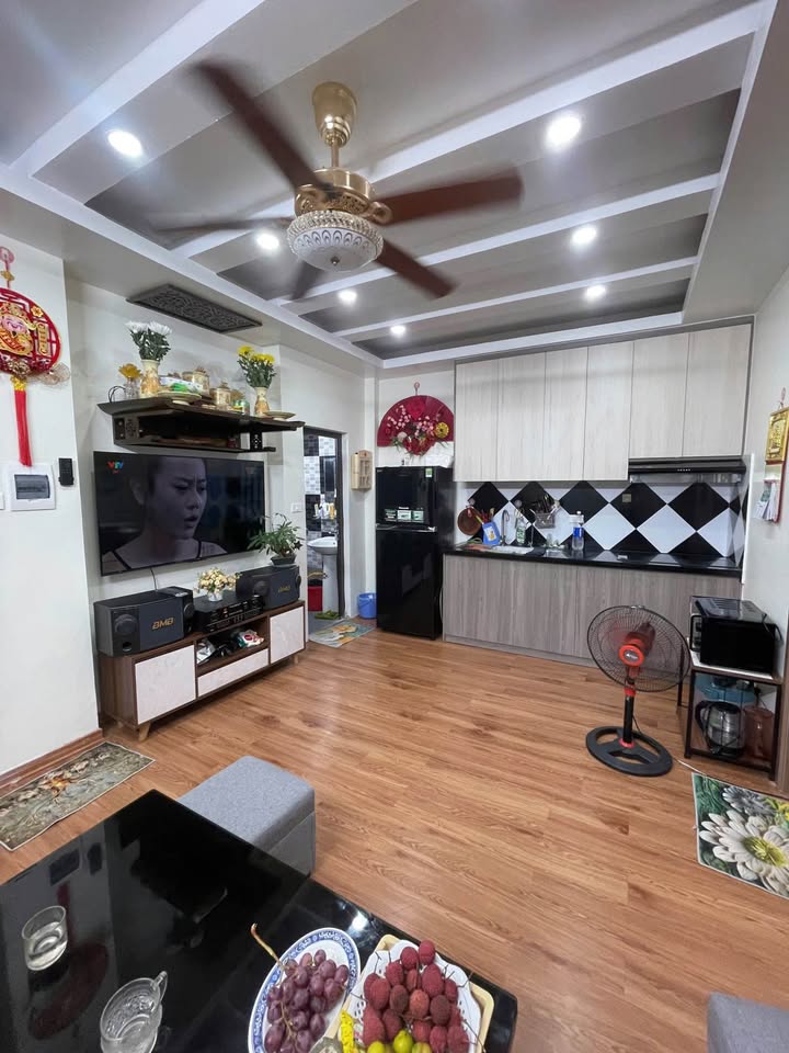 Căn hộ Hoàng Ngân Nhân Chính 58m² giá 2.15 tỷ - Nội thất xịn, vào ở ngay!