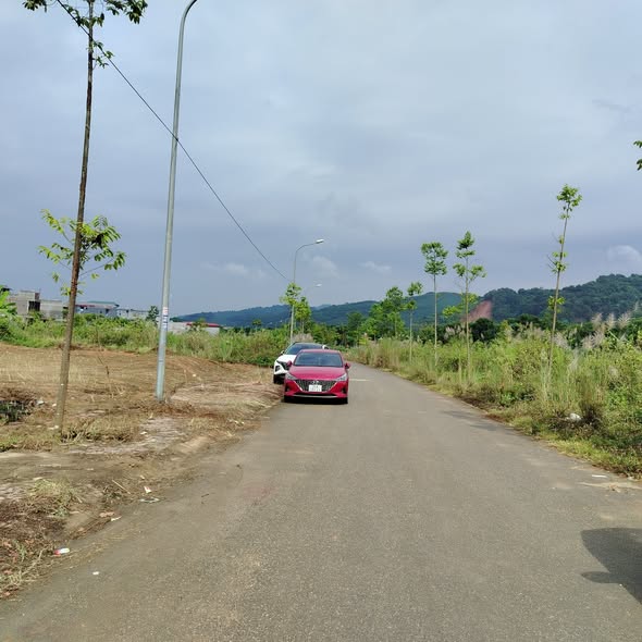 Đất nền mặt tiền đường 22/12 B9 phường Cam Đường 99m² - Giá đầu tư chỉ 1 tỷ!