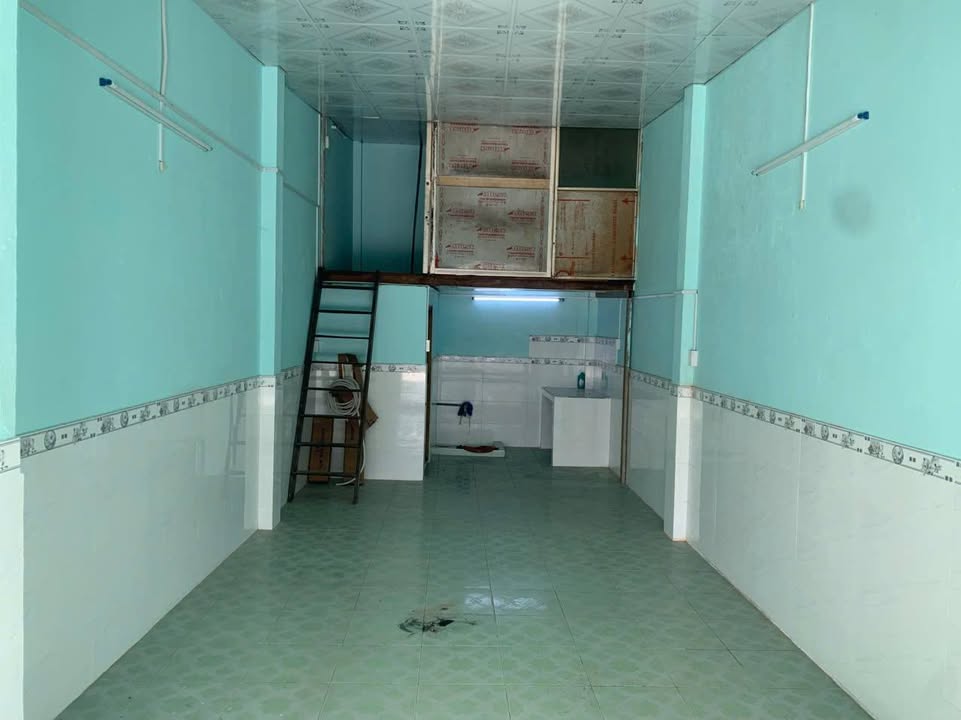 Nhà mặt tiền Hương lộ 80, Vĩnh Lộc B, giá 6 triệu/tháng - Kinh doanh thuận lợi!