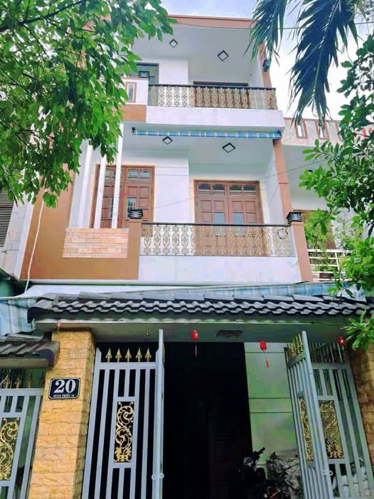 Nhà 3 tầng mặt tiền 20 Xuân Thiều 100m² giá 5.85 tỷ - Gần biển, thuận tiện nghỉ dưỡng!