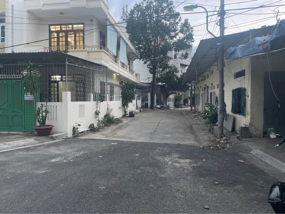 Đất Lô Góc 2 Mặt Tiền Phường Nam Nha Trang 80m² Giá 9.4 Tỷ - Cơ Hội Đầu Tư Hấp Dẫn!