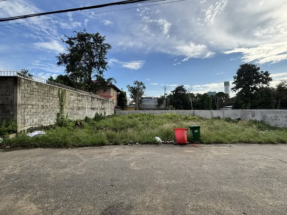 Đất thổ cư Đông Hòa Dĩ An 100m² giá 4.45 tỷ - Vị trí tuyệt vời gần trung tâm