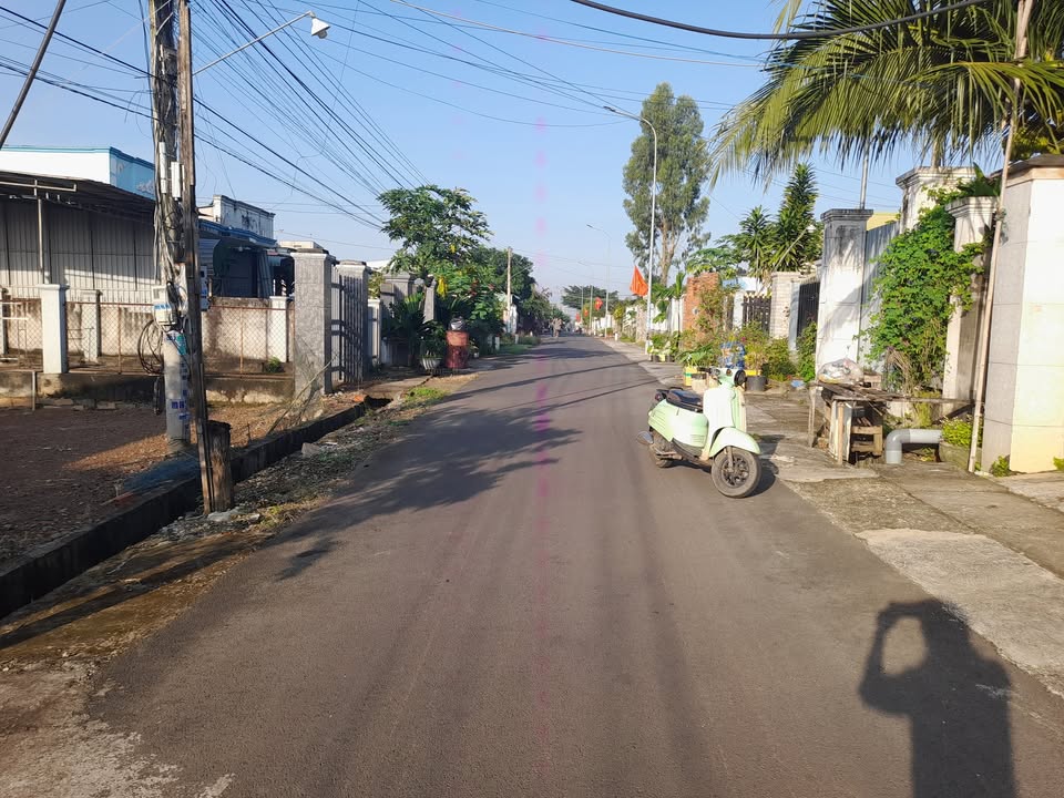 Đất nền Suối Nghệ 255m² giá 1.3 tỷ - Mặt tiền đường 11 thuận lợi!