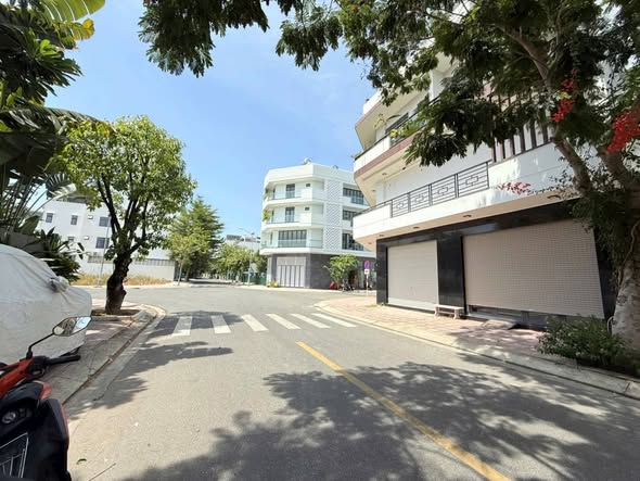Lô đất 2 mặt tiền Vành Đai 2 Nha Trang 90m² giá 10.3 tỷ - Cơ hội hiếm có!