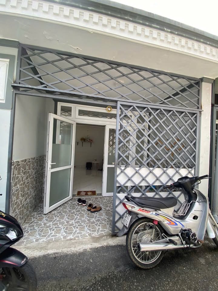 Nhà nguyên căn cho thuê hẻm ô tô Ngô Thì Nhậm, Đà Lạt 2PN - Giá chỉ 6 triệu/tháng!