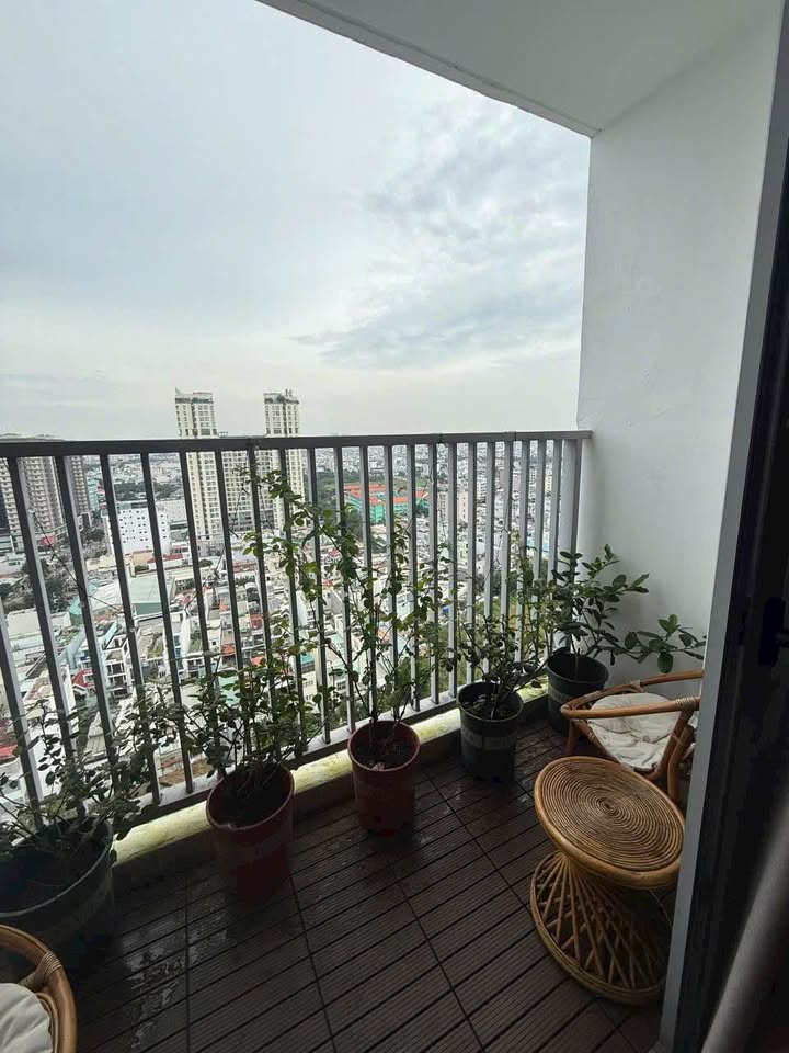 Căn hộ Lucxcity quận 7 85.6m² giá 4.8 tỷ - View đẹp thoáng mát