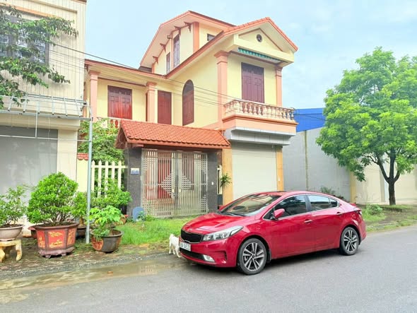 Biệt thự Phú Sơn 184m² giá 9 tỷ - Thiết kế hiện đại, không gian thoáng đãng!