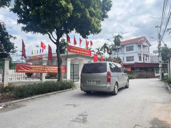 Đất nền 51m² tổ 4 Cự Khối, Long Biên - Ô tô vào tận nhà chỉ 5 tỷ!