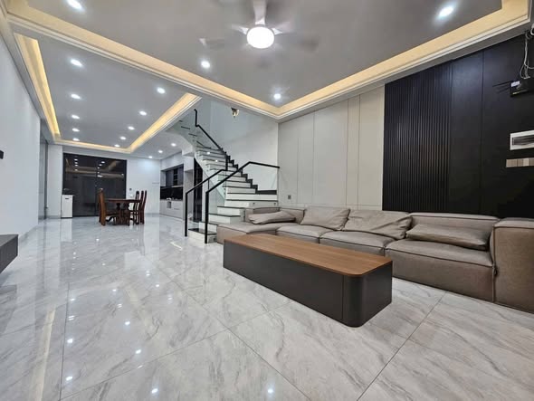 Nhà nguyên căn Mỹ Gia The Capella 270m² giá 25 triệu - Không gian yên tĩnh, thoáng mát!