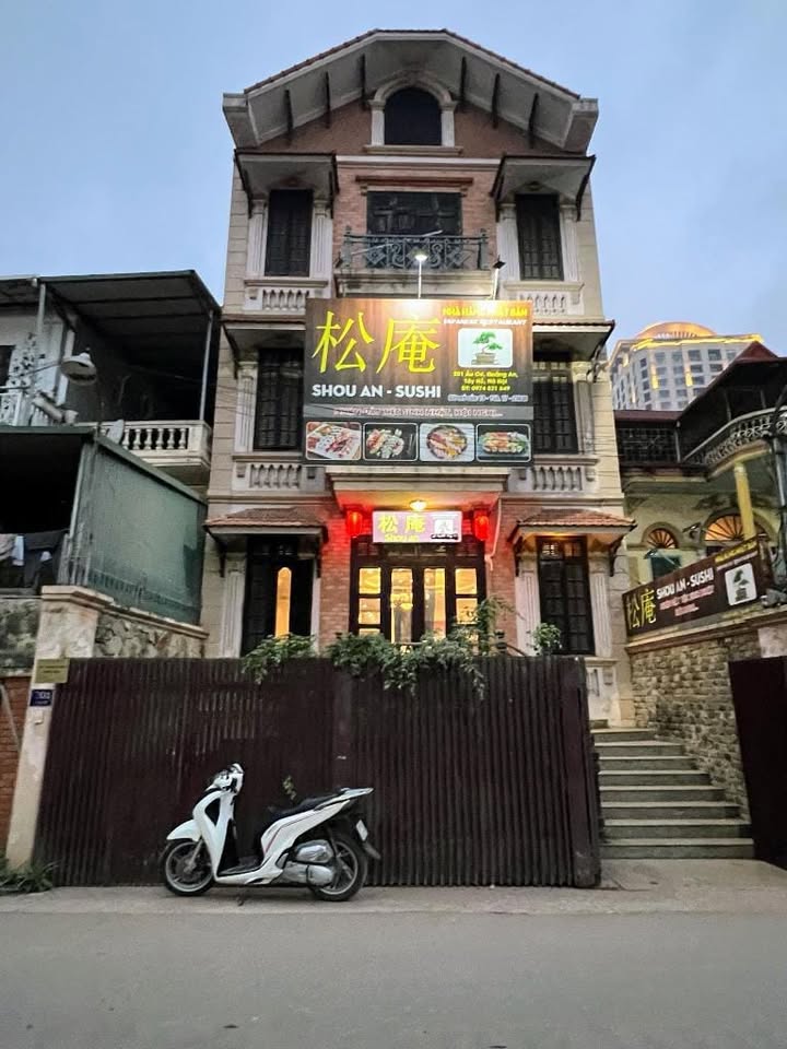 Bán nhà mặt phố Linh Đàm, Hoàng Mai, 90m² giá 22 tỷ - Kinh doanh sầm uất, ô tô tránh nhau!