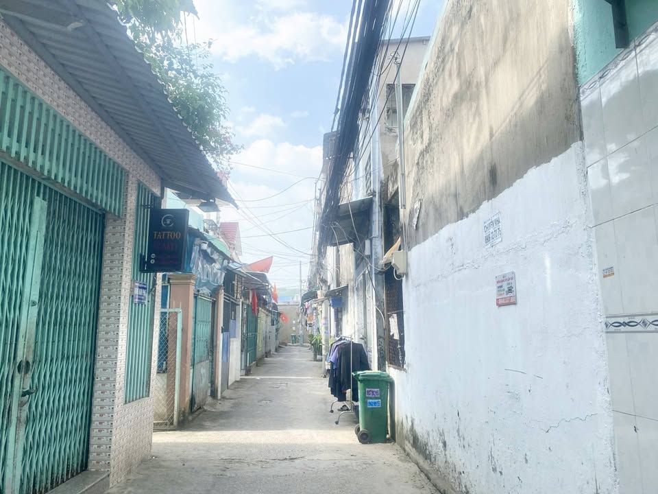 Dãy trọ 3 tầng tại Bình Chiểu, Thủ Đức 90m² giá 4.1 tỷ - Sổ riêng, mặt tiền xe hơi!