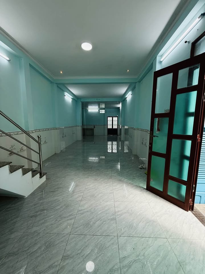 Nhà nở hậu Hồng Bàng, P12 Q6, 76.4m² giá 5.4 tỷ - Tài lộc vượng phát!