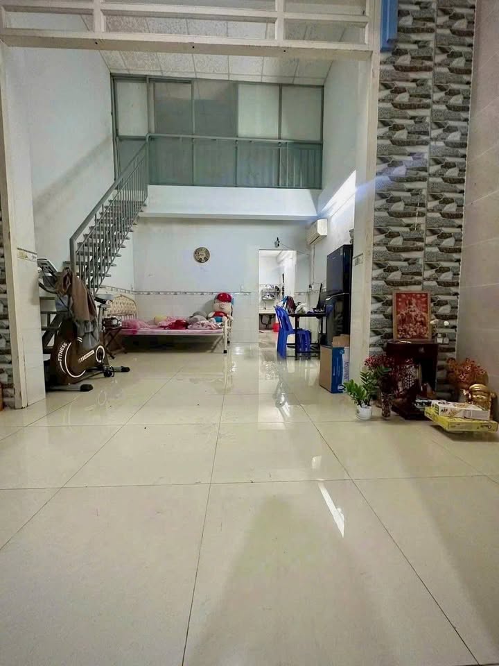 Nhà riêng Tân Thông Hội, Củ Chi 234m² giá 4.3 tỷ - Đã hoàn công và sẵn sàng ở ngay!