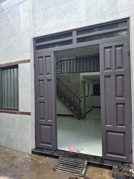 Nhà phố Tân Hạnh Dĩ An 100m² giá 890 triệu - Cần bán gấp!