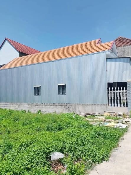 Đất nền đường Nguyễn Bá Loan, Đức Phổ, 102m² giá 700 triệu - Đầu tư sinh lời ngay!