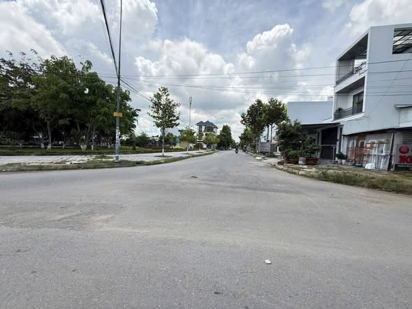 Đất nền Long Hòa Cần Thơ 65m² giá 1.35 tỷ - Gần siêu thị Aeon chỉ 300m!