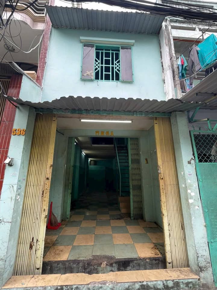 Nhà hẻm xe hơi Hưng Phú, Q8, 38.3m² giá 5.15 tỷ - Vị trí thuận lợi, an ninh tốt!