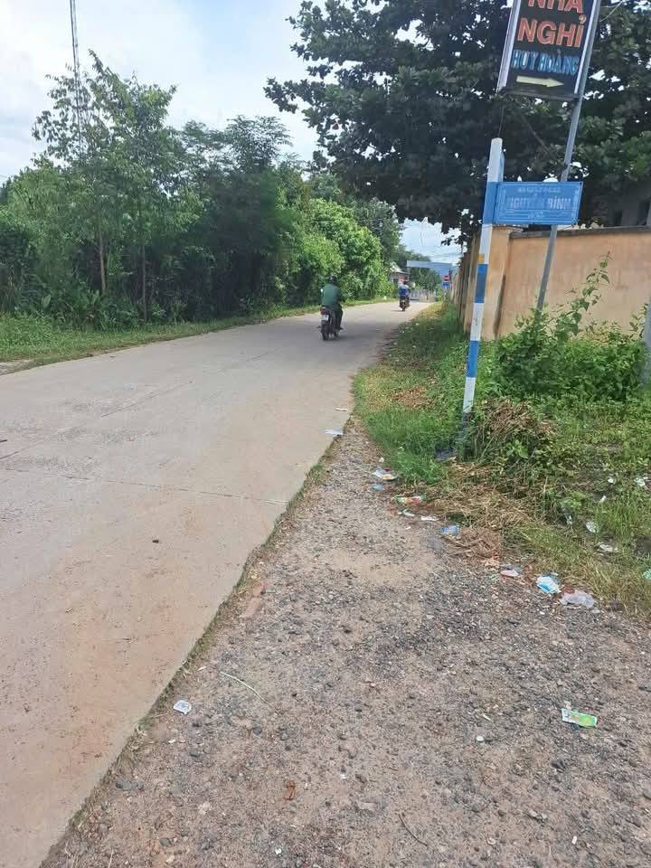 Đất nền mặt tiền đường Nam Cao, Trần Hưng Đạo, 319m² giá chỉ 300 triệu - Cơ hội đầu tư sinh lời!