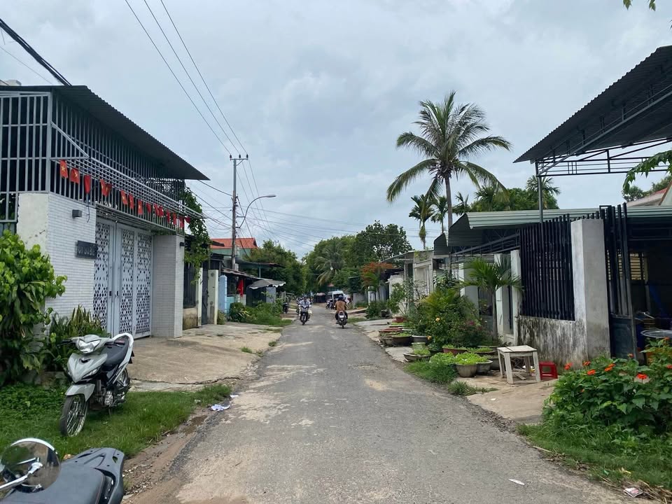 Đất thổ cư mặt đường Siu Blêh, Thống Nhất, 120m² - Giá chỉ 1 tỷ, vị trí đắc địa!