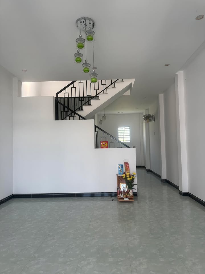 Nhà bán tại đường Lương Định Của, phường Ngô Mây, 90m² - Giá chỉ 1.1 tỷ VND!